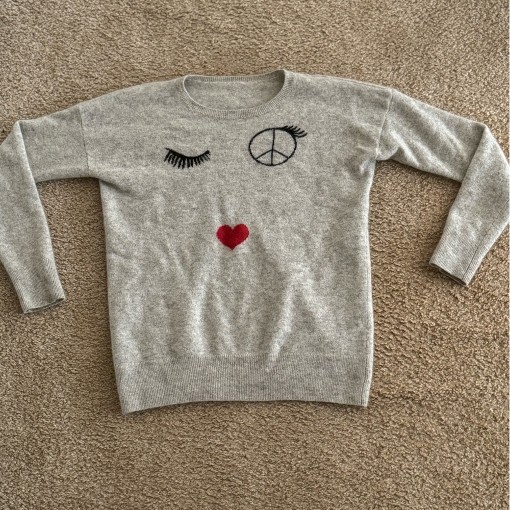 Cashmere sweater – perfect for Valentine’s Day